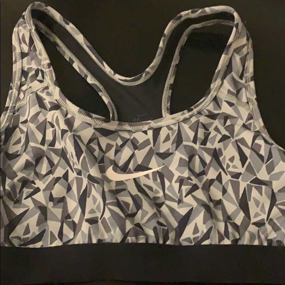 nike sports bra